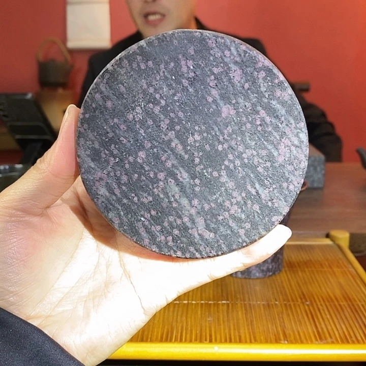 石榴石原石杯垫直径8-9cm