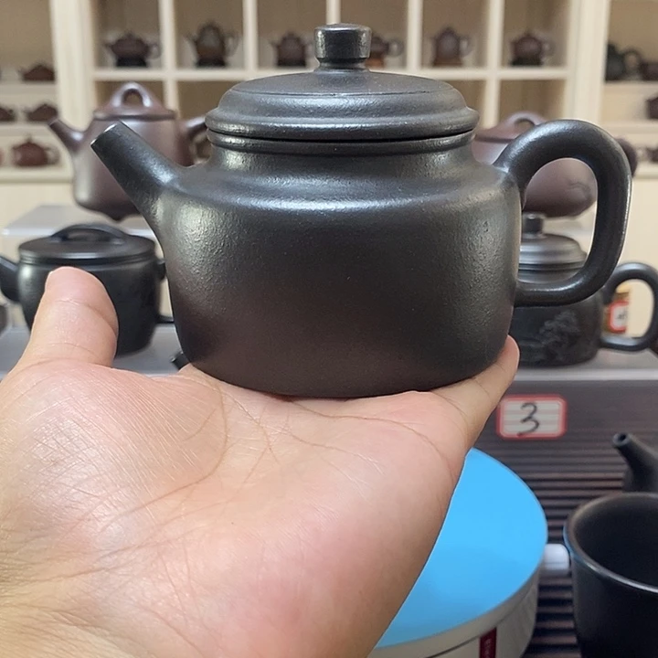 茶壶紫砂原矿石黄德钟240 cc左右