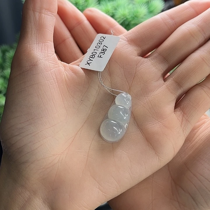 ✓****翡翠未镶嵌颈饰翡翠吊坠