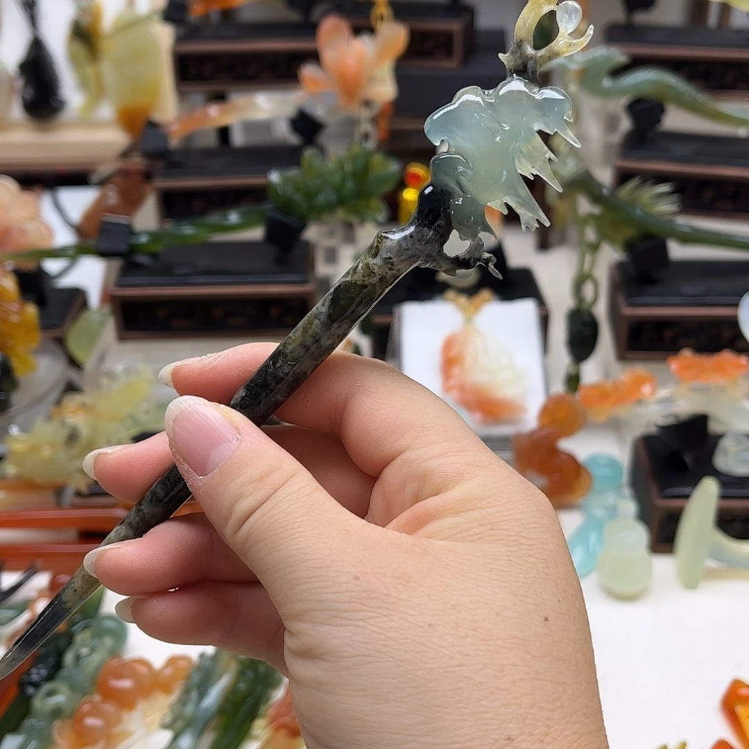 蛇纹石玉未镶嵌岫玉发簪