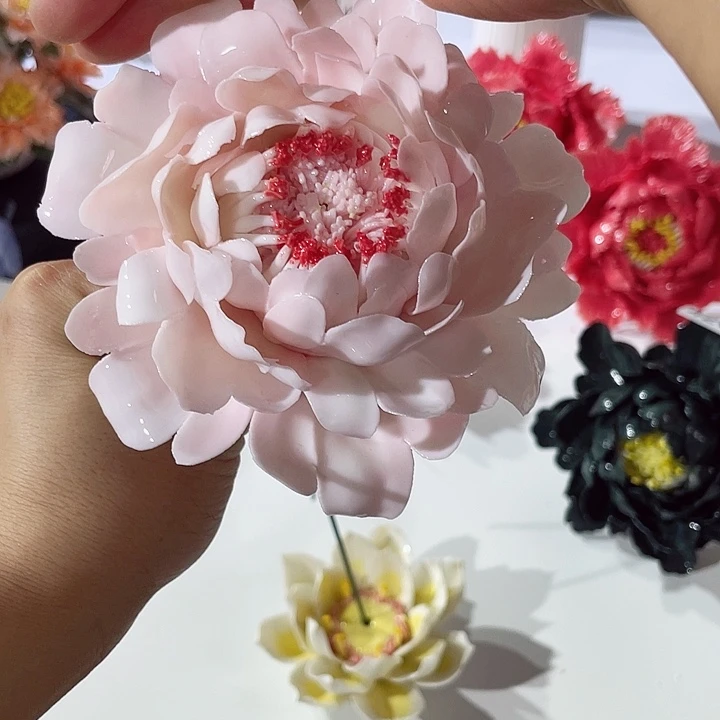 瓷片德化工厂陶瓷手工捏花