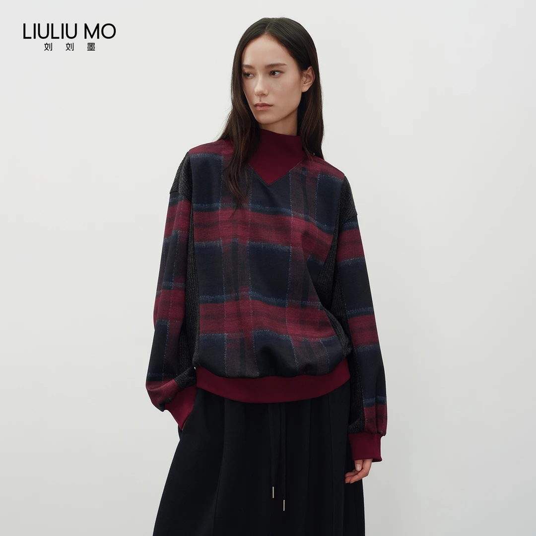 刘刘墨秋冬时尚复古减龄学院风经典红色格子拼接宽松舒适百搭卫衣