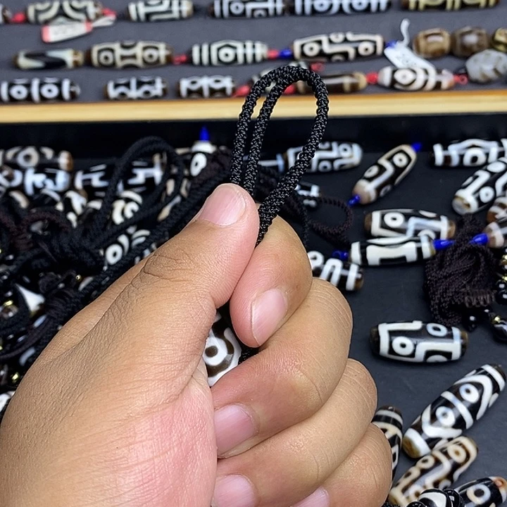 未镶嵌颈饰玛瑙/玉髓乐**.