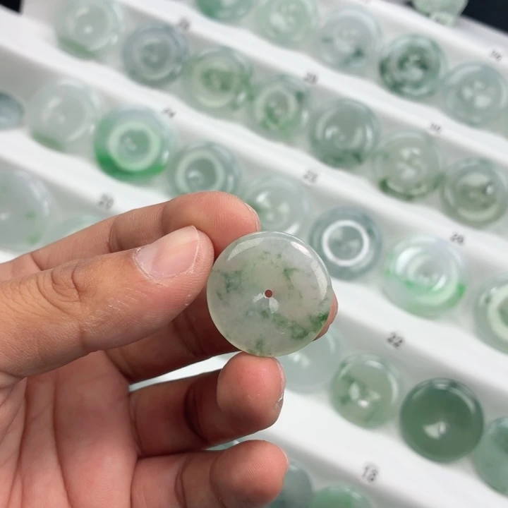 翡翠未镶嵌颈饰缅甸天然A货翡翠27.5-5.2