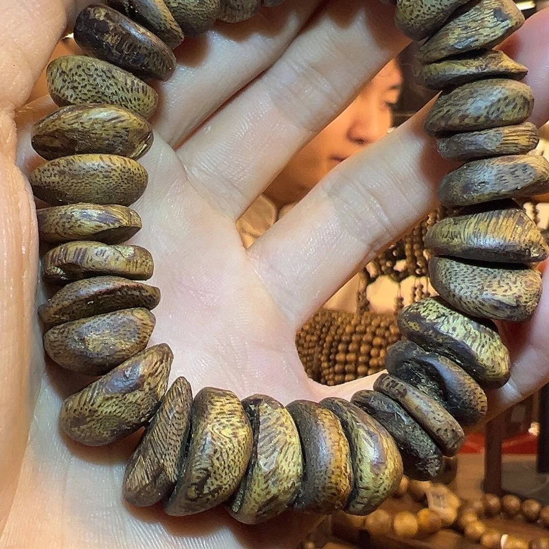 沉香沉香碎屑大树丁单圈25克➕