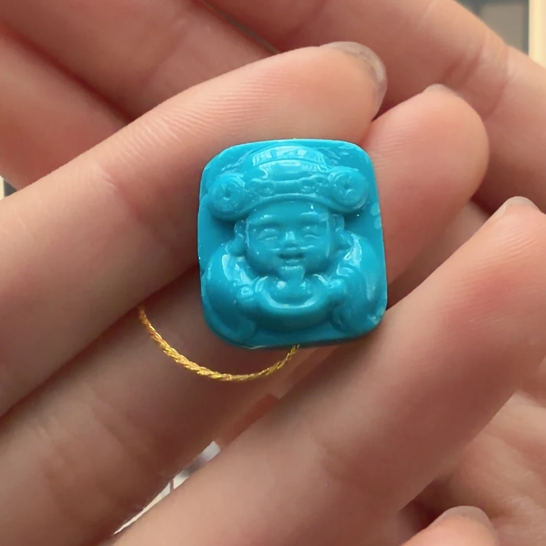绿松石未镶嵌颈饰