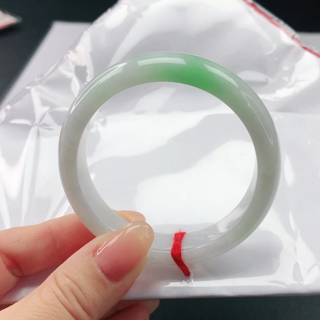 翡翠手镯未镶嵌翡翠398