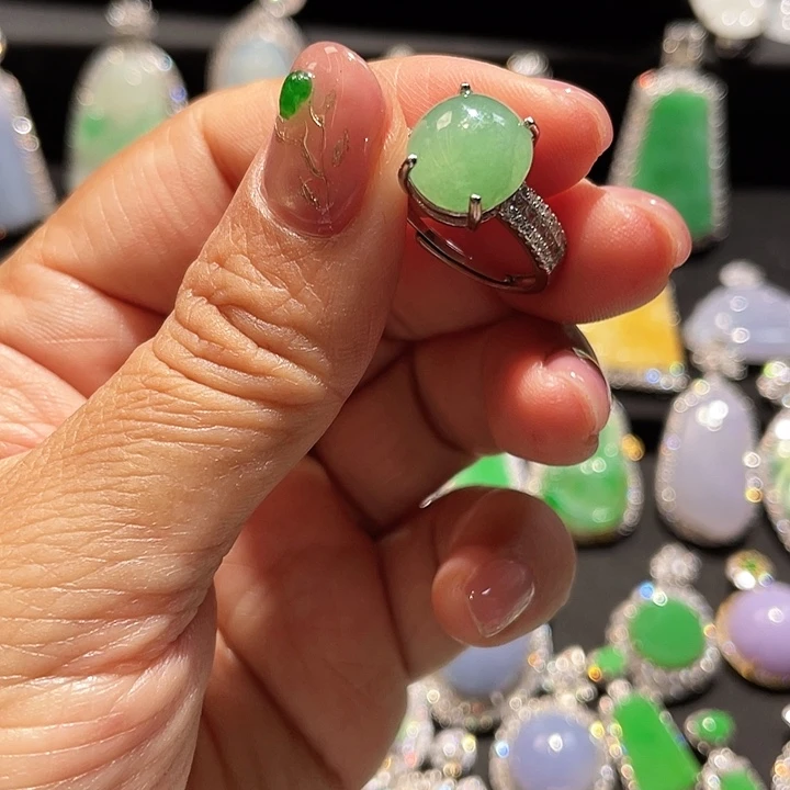 翡翠银S925镶嵌颈饰