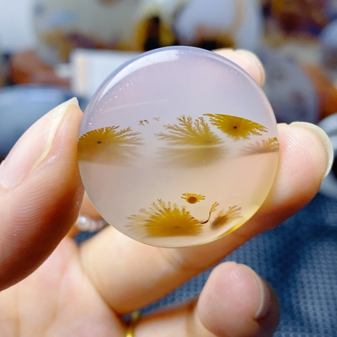 玛瑙/玉髓未镶嵌珠宝奇石