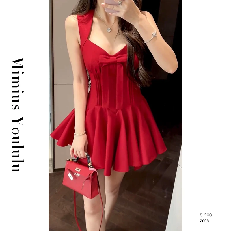 【mimius】肉肉 贝微微～蝴蝶结吊带收腰百褶连衣裙 G04145