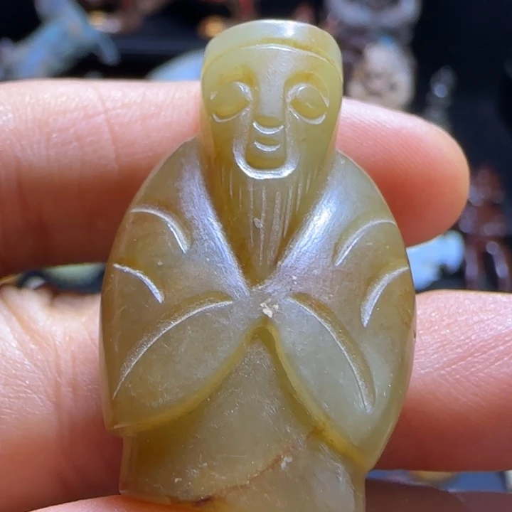 和田玉未镶嵌耳饰