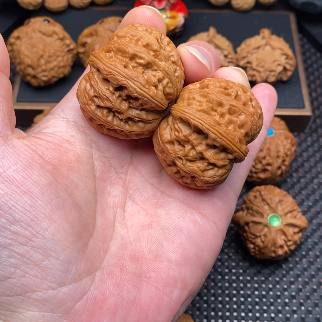 文玩核桃把件元宝43尺漏