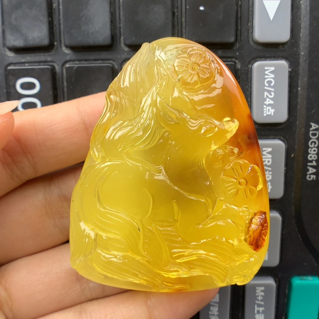 琥珀未镶嵌珠宝奇石58m45m20m