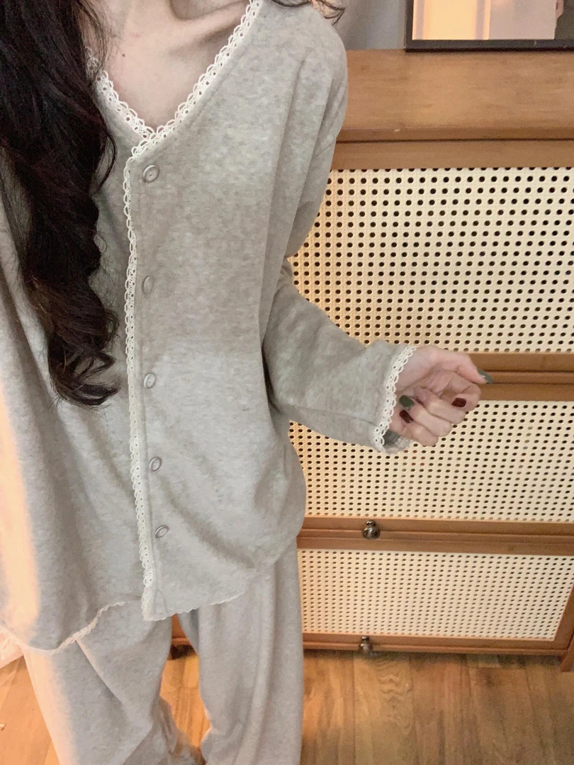 韩版简约花边德绒拼接纯色睡衣女秋冬季爆款新款家居服套装可外穿