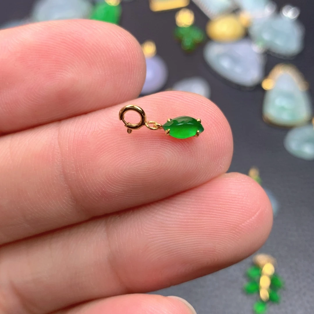 【闪购商品】翡翠18K金镶嵌颈饰翡翠