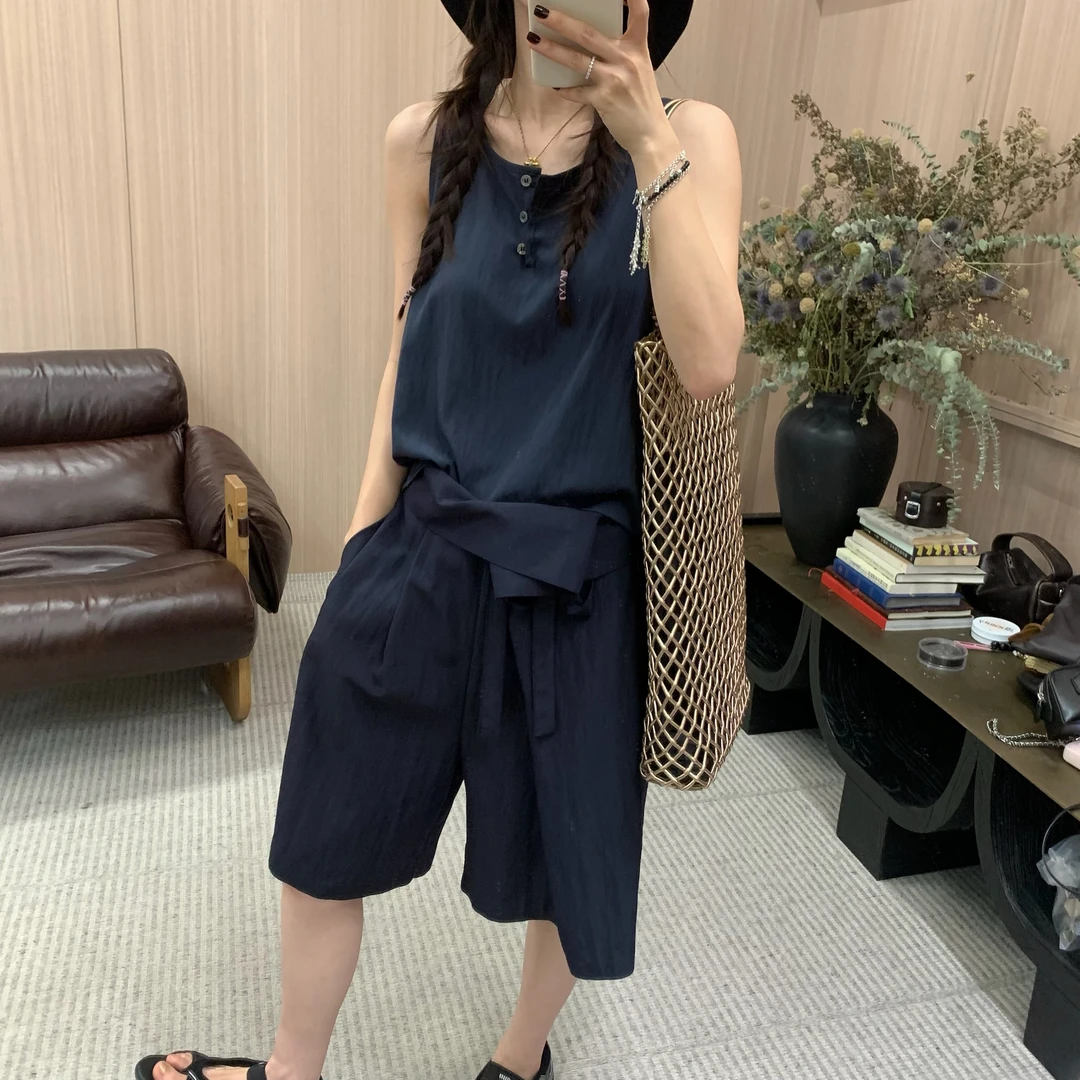 ByJunjun珺珺定制款日系极简【三粒扣】背心