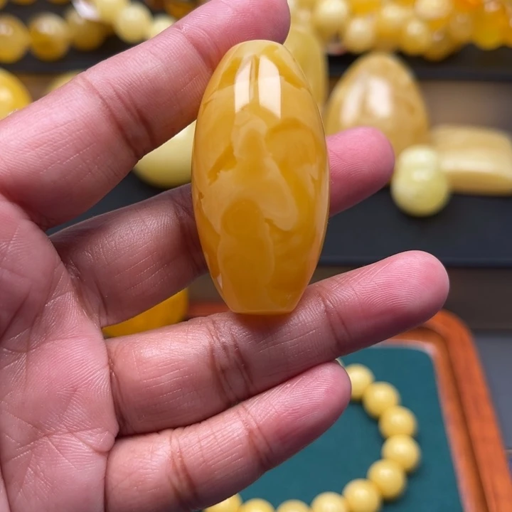 琥珀未镶嵌珠宝奇石M111号妖花
