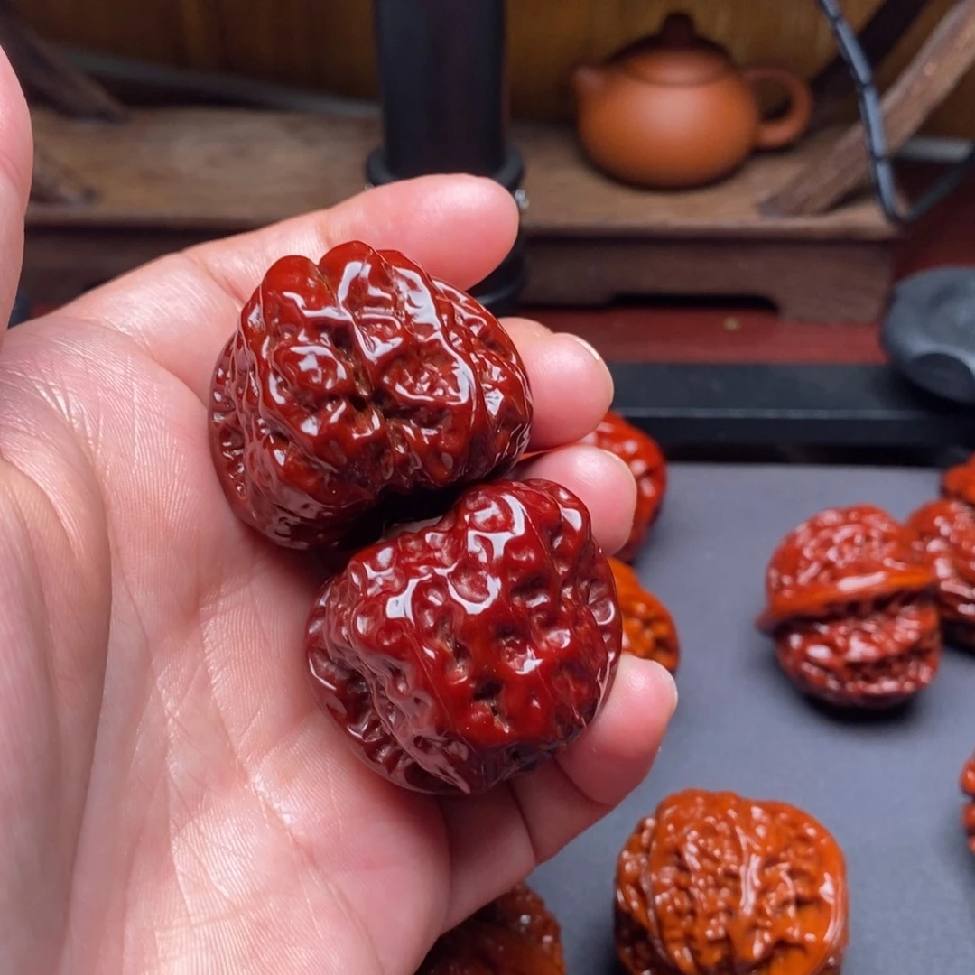 文玩核桃吊坠桃****风37蛤蟆头