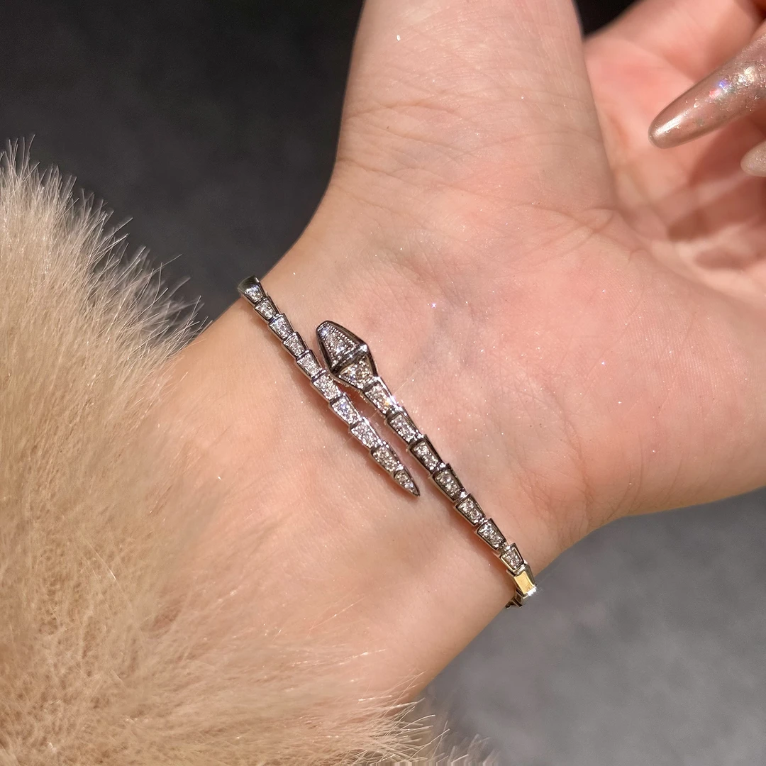 QANNA【满钻蛇形】欧美风时尚轻奢高级豪华鳞片蛇骨钻石手链AY