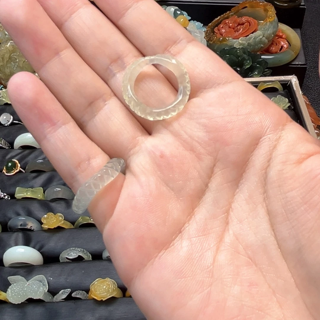 九***子合金蛇纹石玉颈饰戒指