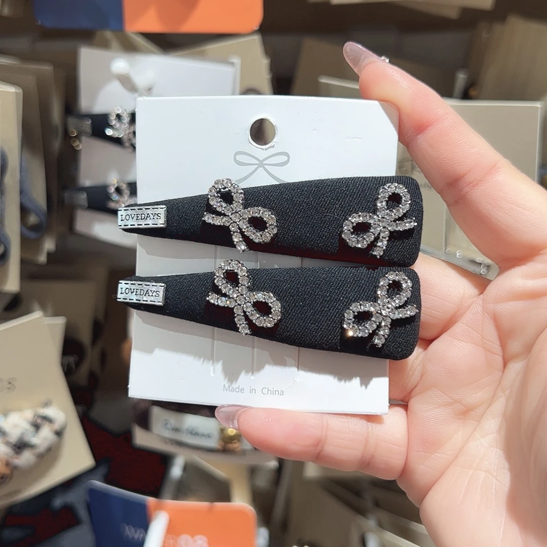 非金属蝴蝶结钻钻掰掰一对