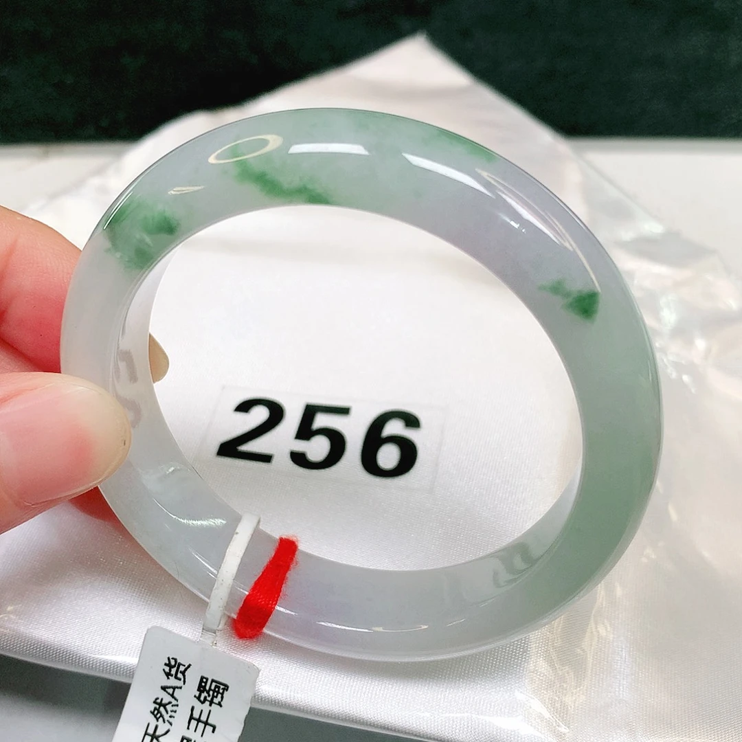 翡翠手镯未镶嵌256