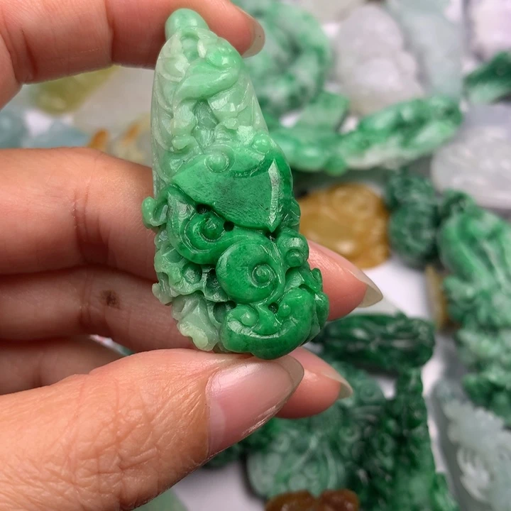 定制翡翠未镶嵌翡翠