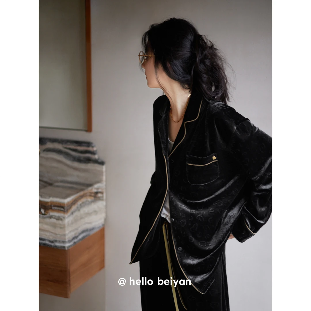 贝妍金丝绒睡衣女秋冬新款长袖开衫家居服高级感黑色显瘦大码套装