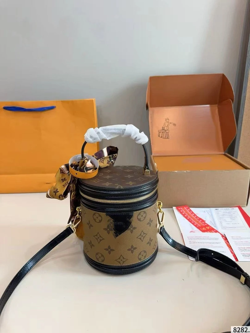 经典女包发财桶包包