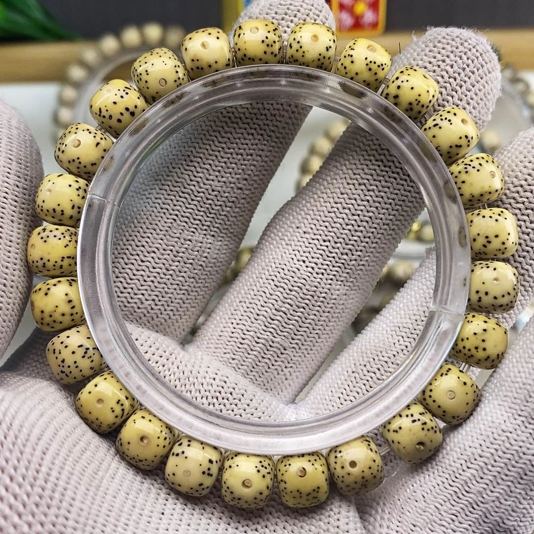 福利9x8鸡油黄石玉料