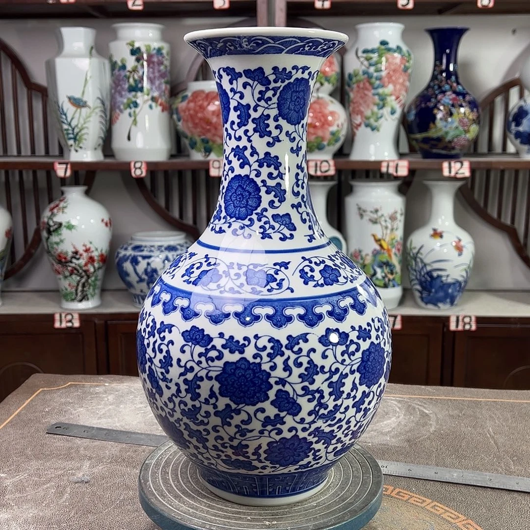 摆件陶景德镇陶瓷缠枝