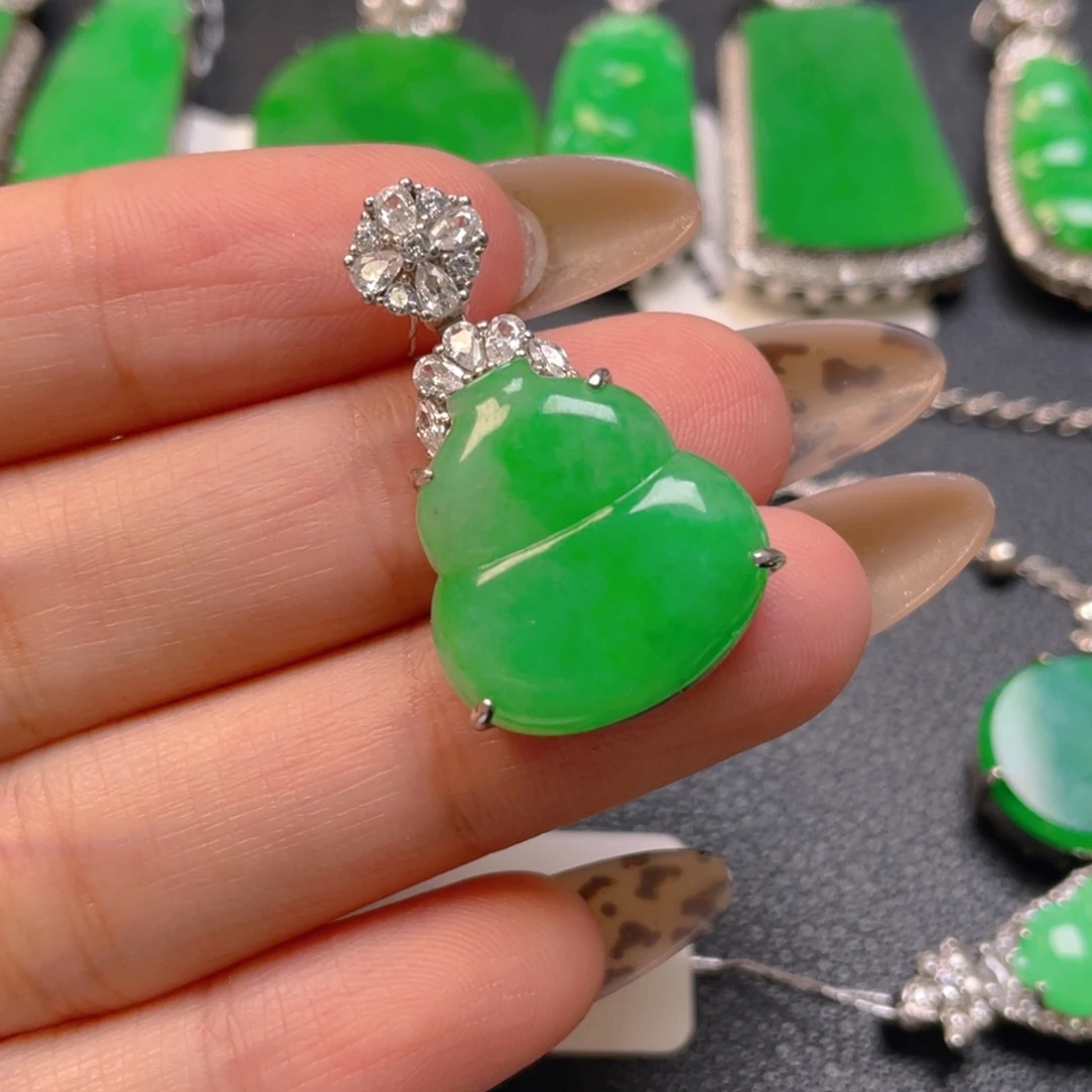 翡翠银S925镶嵌颈饰