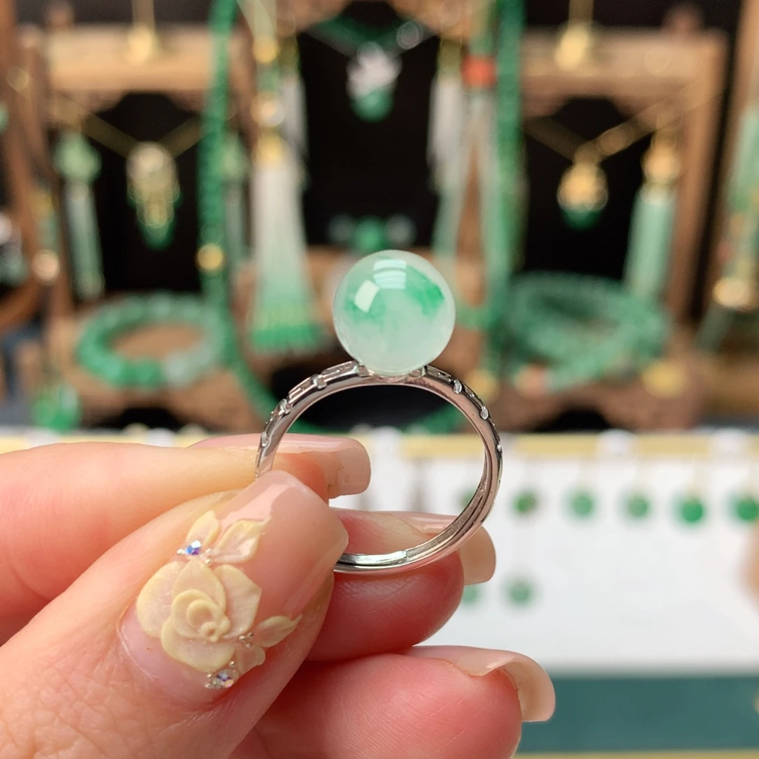 石英质玉（非洲翠）银S925镀金镶嵌冰飘花精品戒指