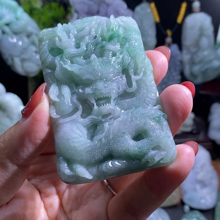 【闪购商品】颈饰未镶嵌翡翠龙牌