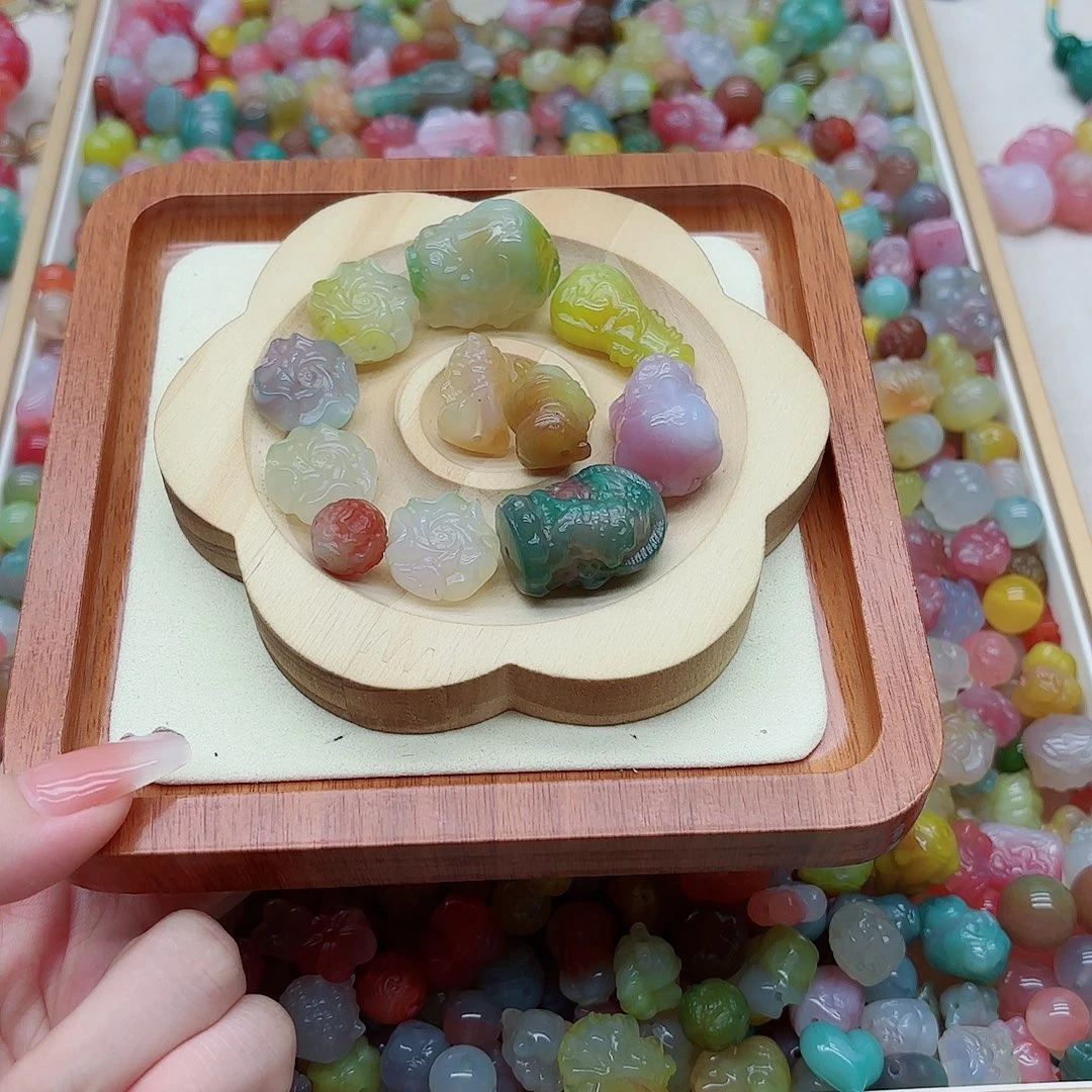 赢***多未镶嵌手链玛瑙/玉髓盐源10