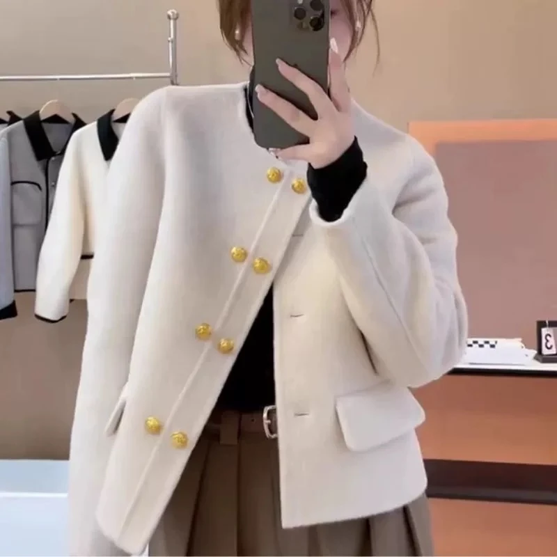 【佳佳力推】春季新款短款狮子头双排扣羊毛大衣（手工缝制） 8119