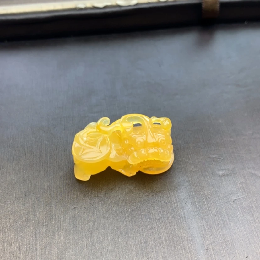【闪购商品】石英质玉（黄龙玉）黄龙玉貔貅挂件未镶嵌$****人