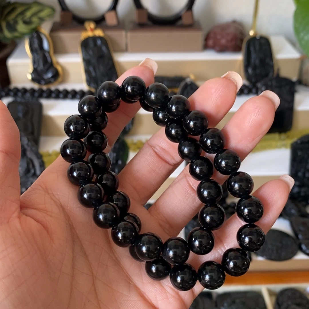 蛇纹石玉未镶嵌珠串