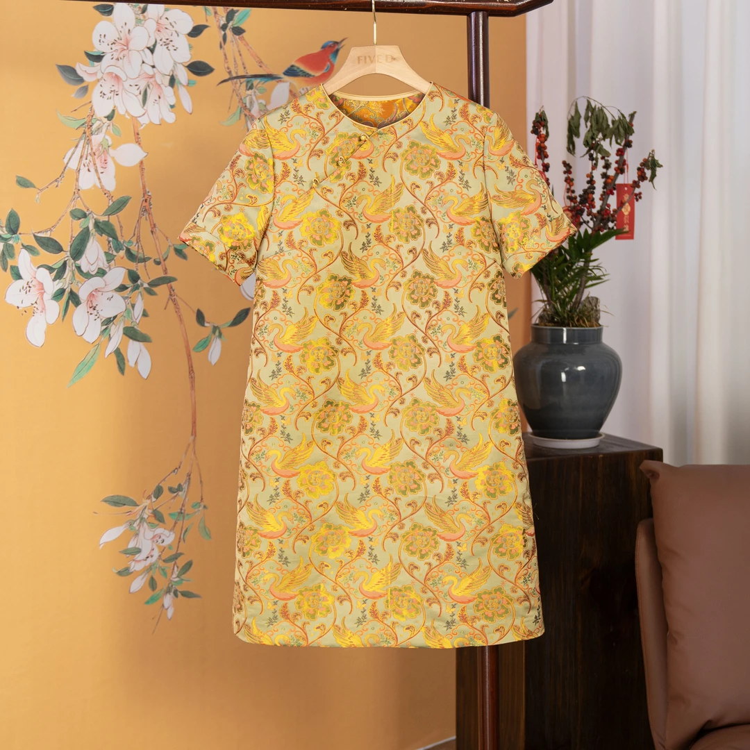 【天鹅湖】国潮新中式桑蚕丝织金宋锦气质百搭短袖连衣裙6512556