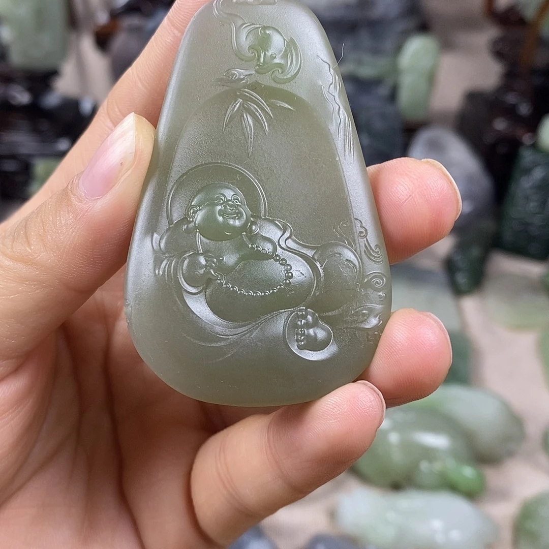 和田玉未镶嵌颈饰