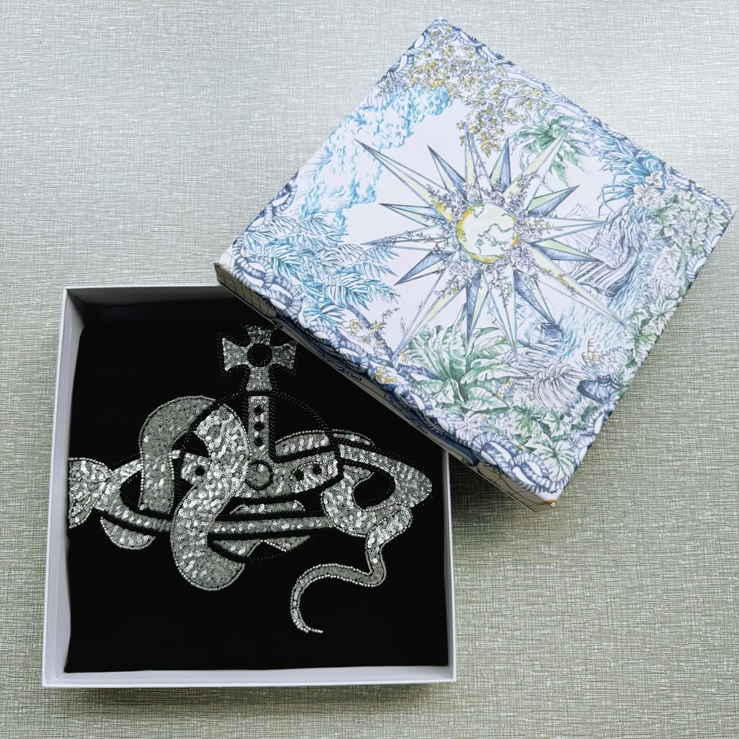 【小地球】2025年新款大板宽松T 恤-F004