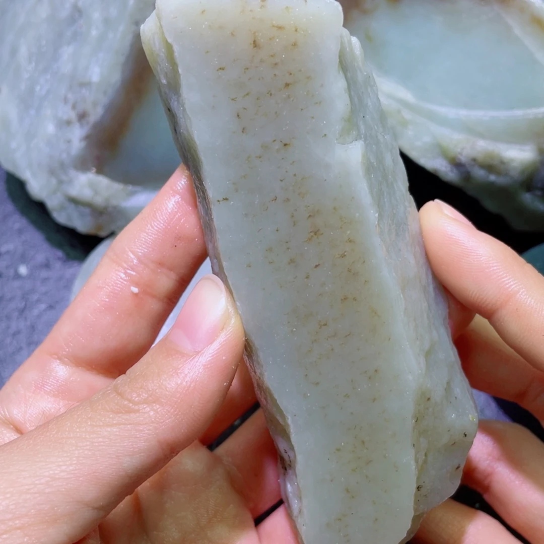 和田玉未镶嵌珠宝半成品