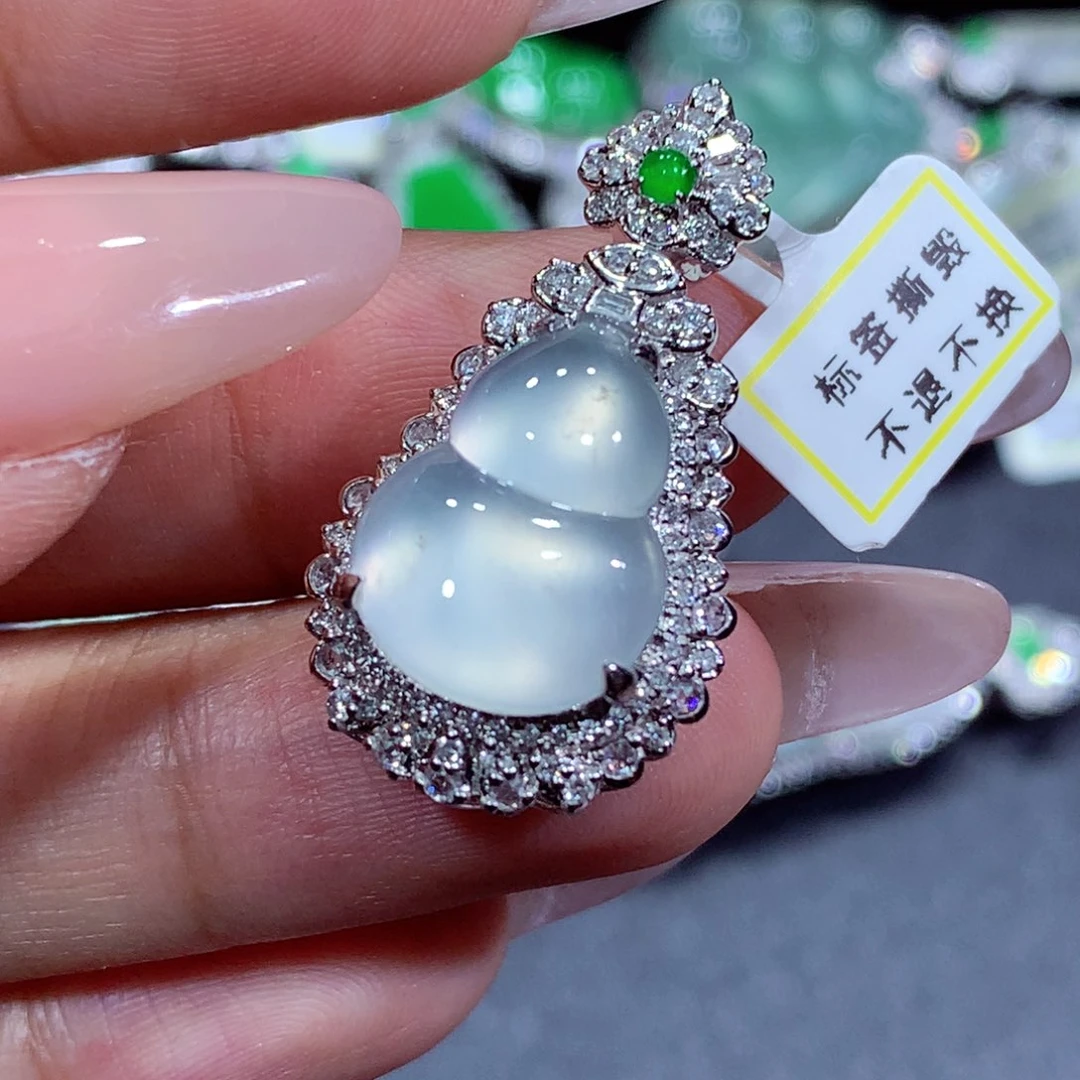 翡翠18K金镶嵌吊坠(不含链)