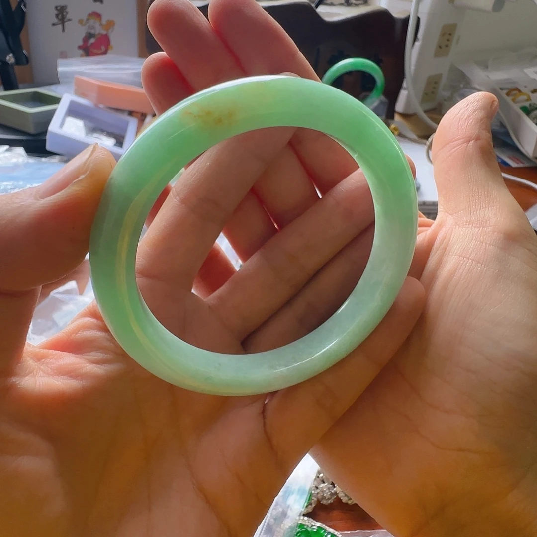 翡翠未镶嵌手镯翡翠2200