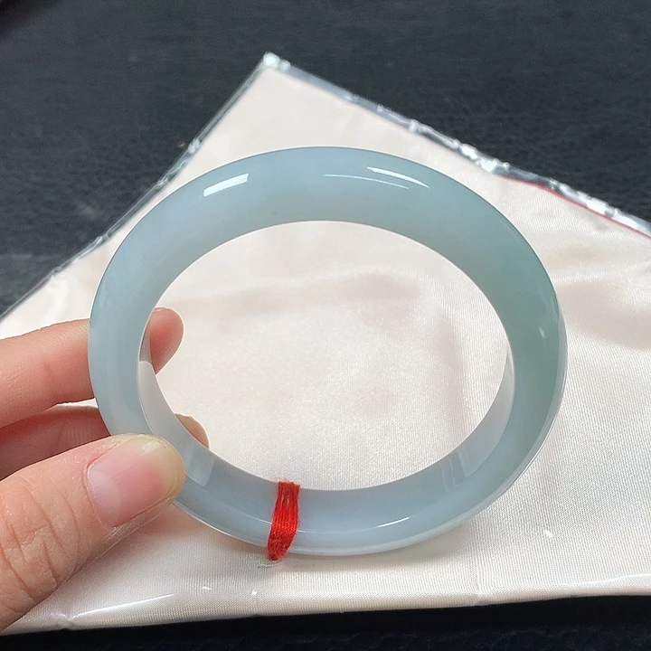 未镶嵌手镯翡翠60圈