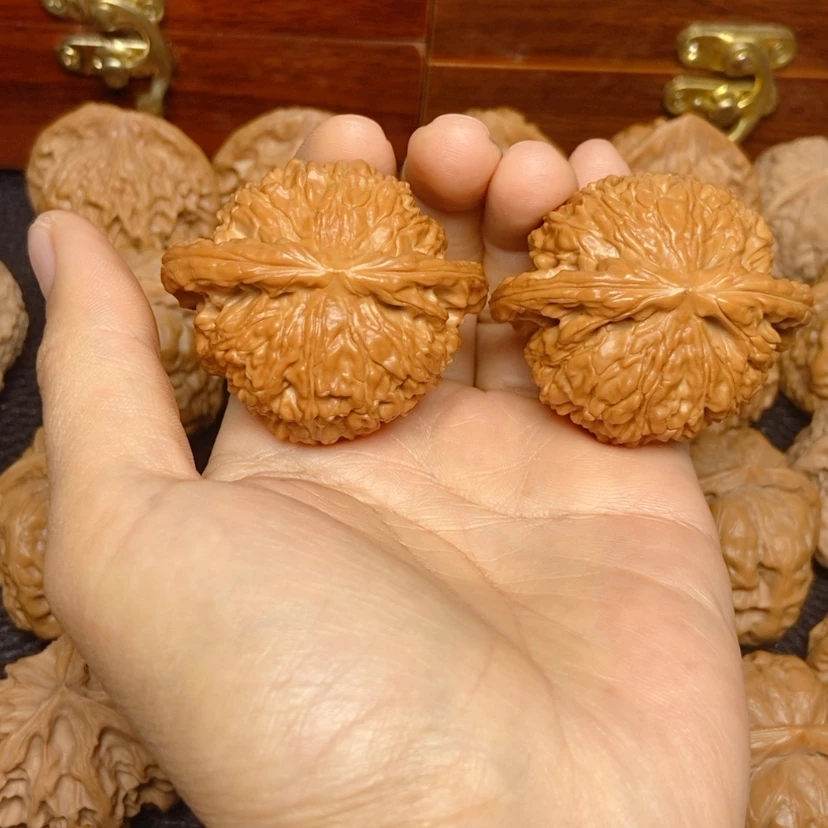【闪购商品】吊坠文玩核桃A白狮子47