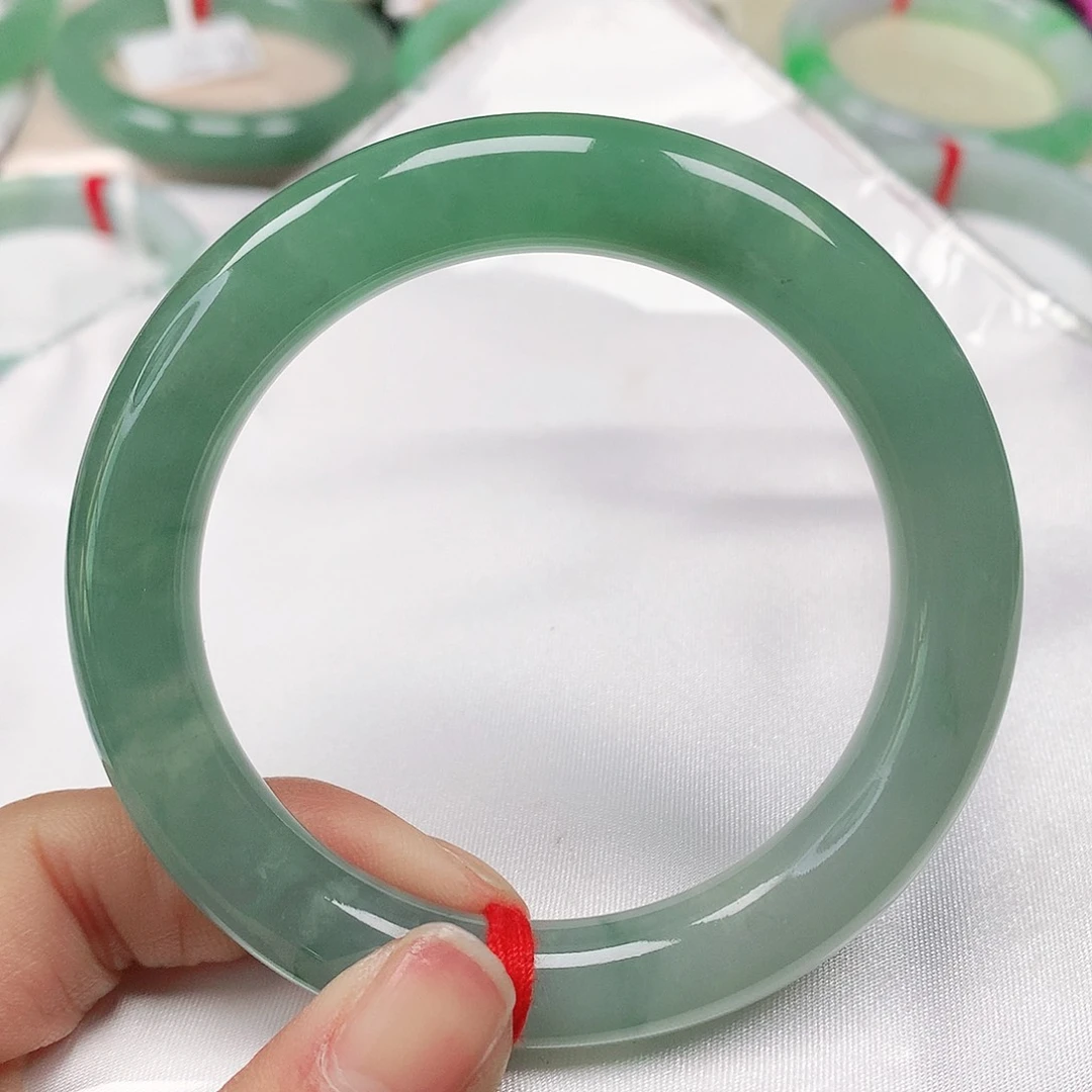 翡翠手镯（圆镯）未镶嵌天然翡翠手镯52