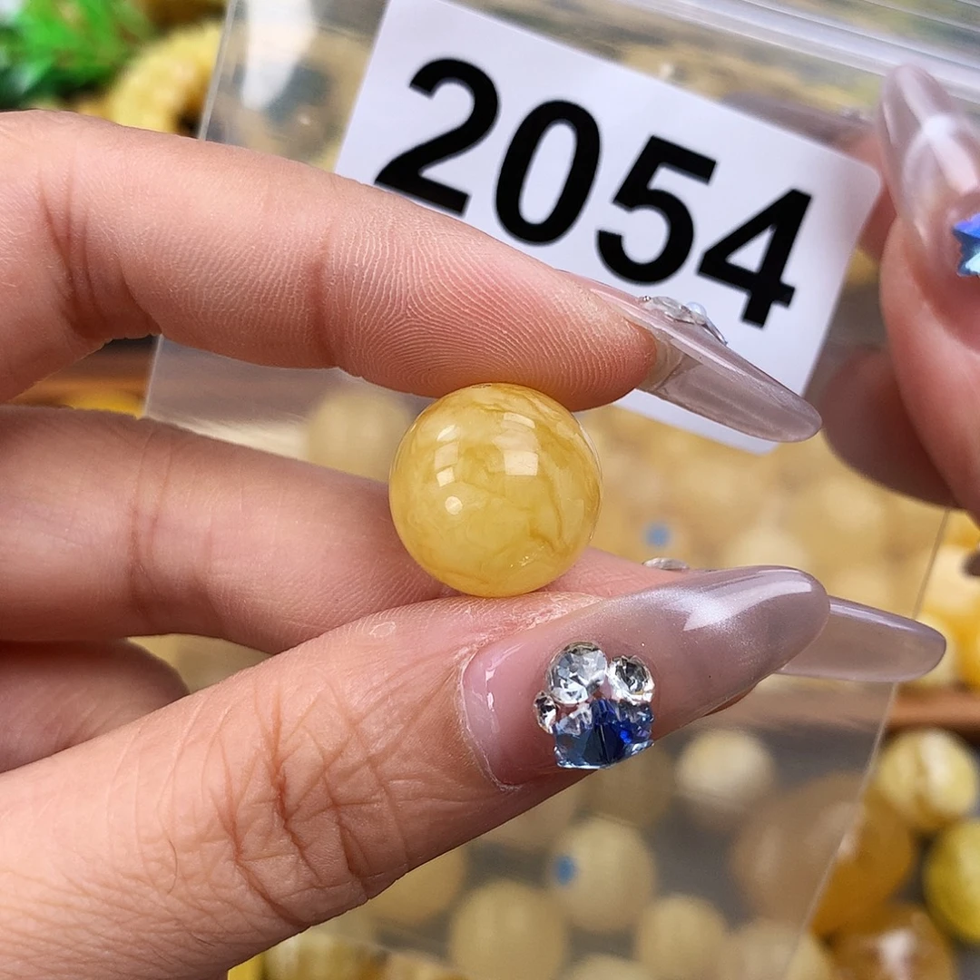 未镶嵌琥珀珠宝奇石16.2