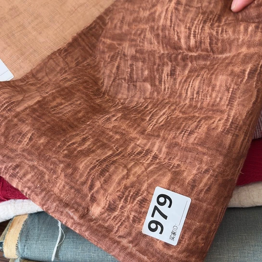 麻三米双层提花咖色面料