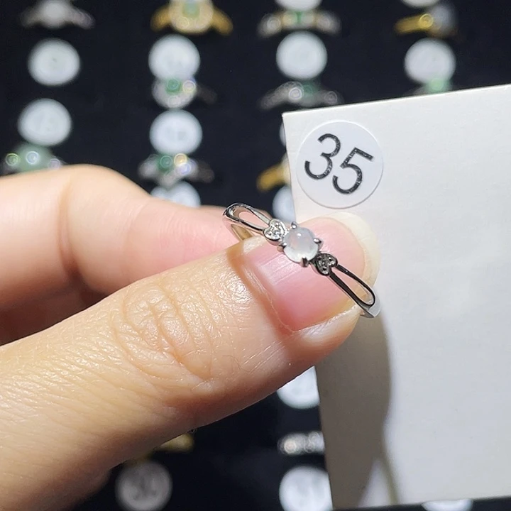 翡翠未镶嵌戒指戒指